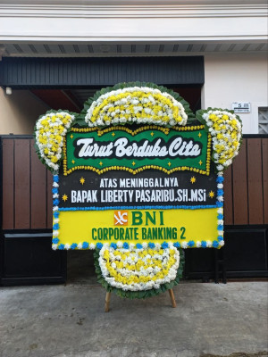 Papan Bunga Duka di Semper Timur