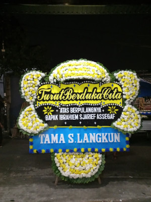 Papan Bunga Duka di Semper Timur