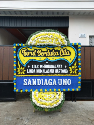 Papan Bunga Duka di Semper Timur